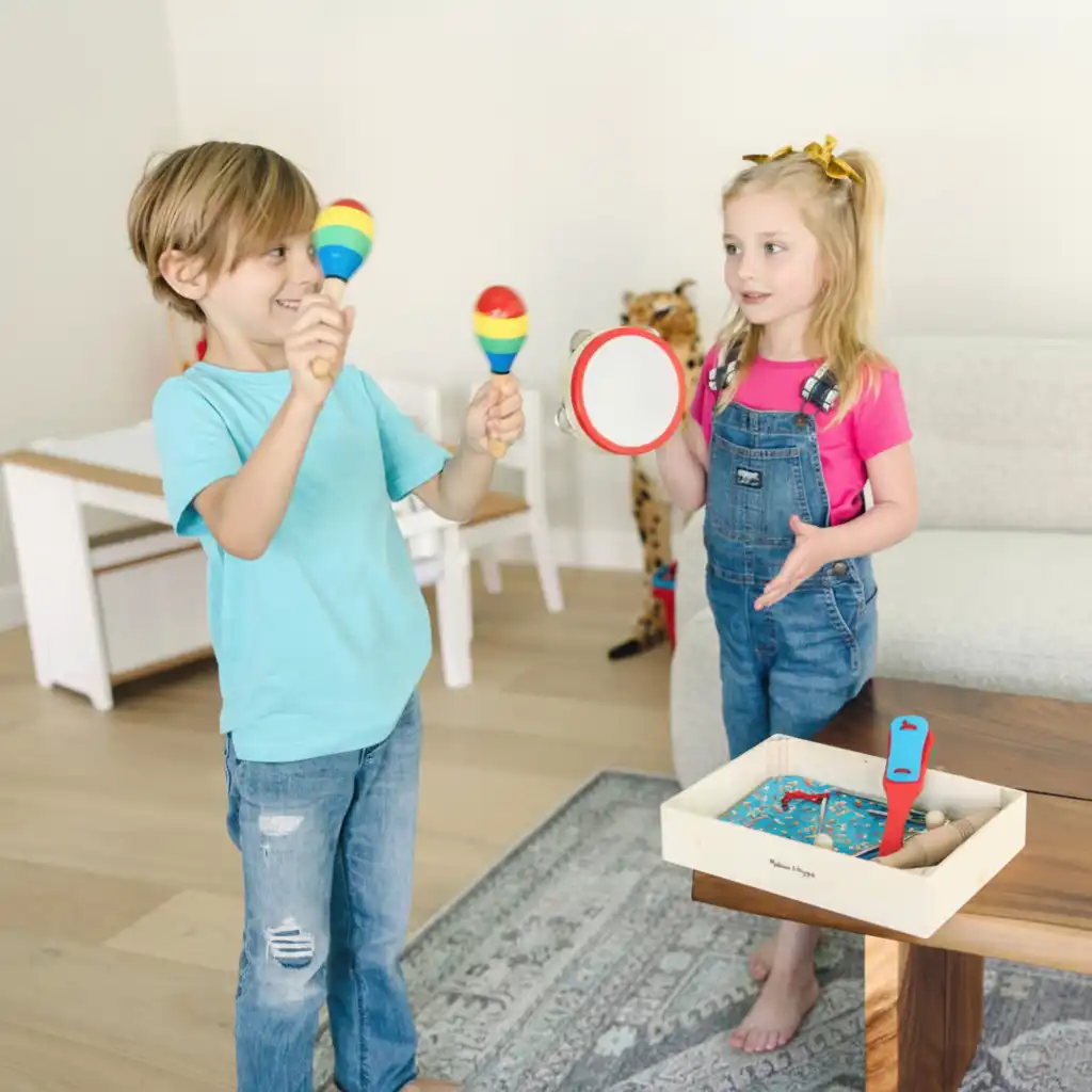 Instrumentos de madeira detalhadamente trabalhados para uma experiência musical perfeita para seus filhos.