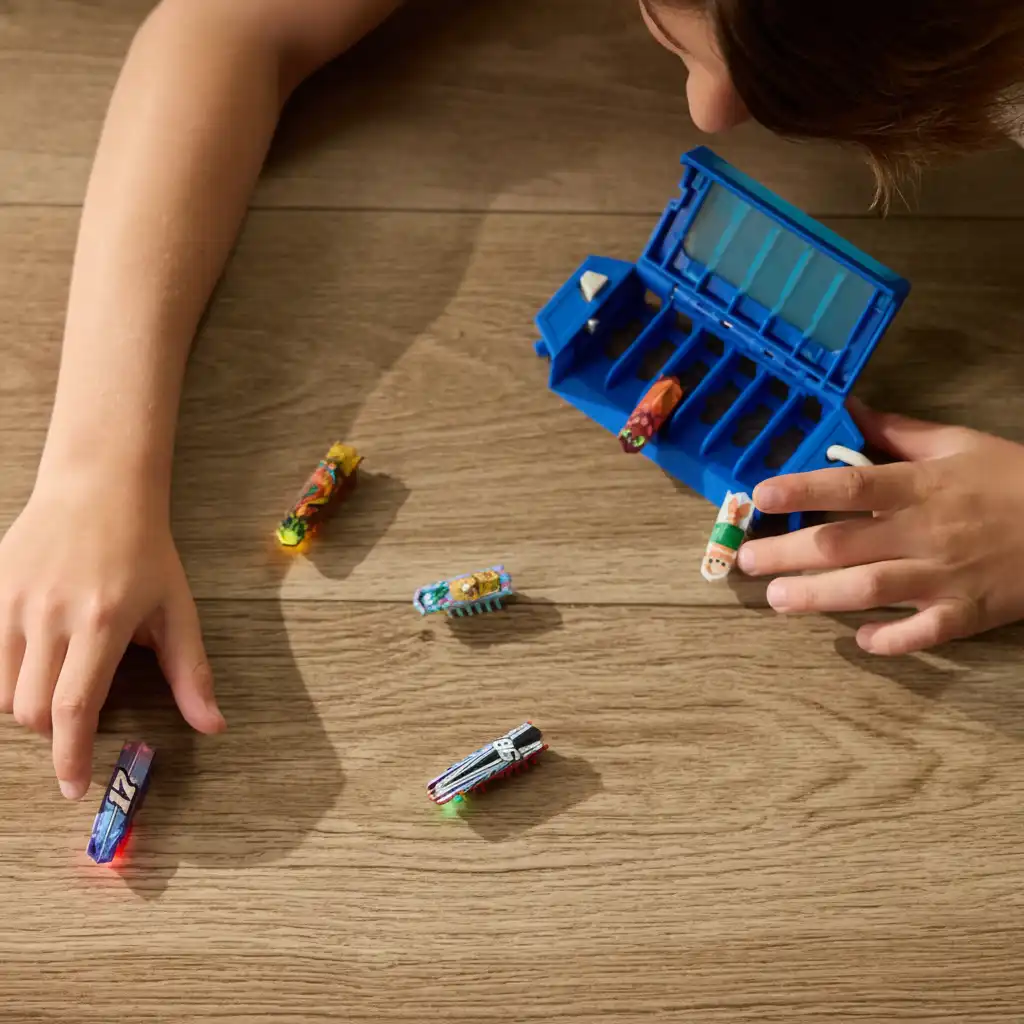 Desenvolva a criatividade construindo seus próprios mundos robóticos.